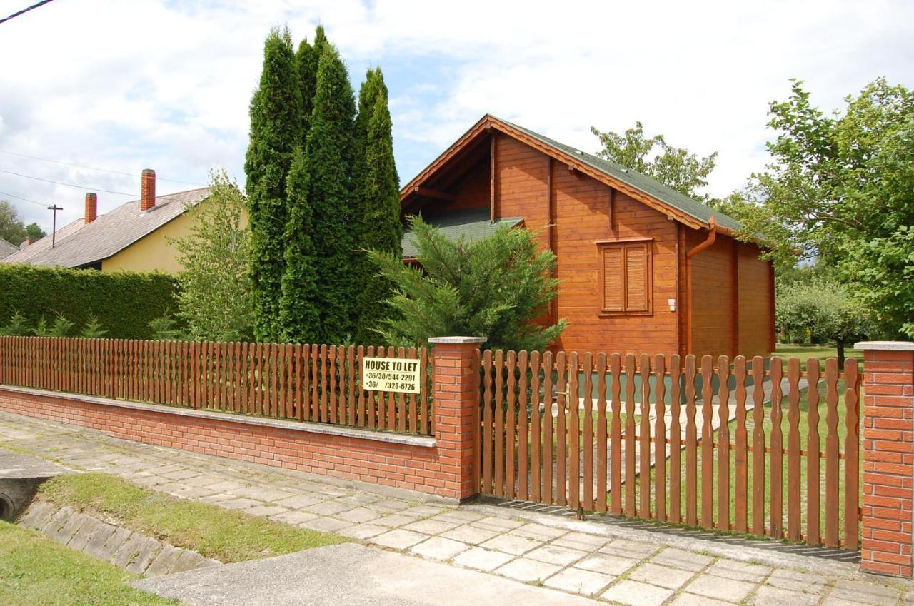 Lake House Farsang Balatonberény Exterior foto