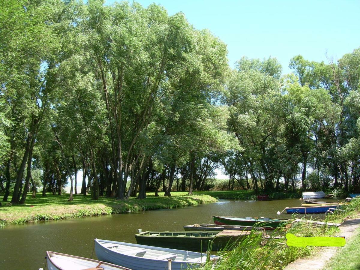 Lake House Farsang Balatonberény Exterior foto